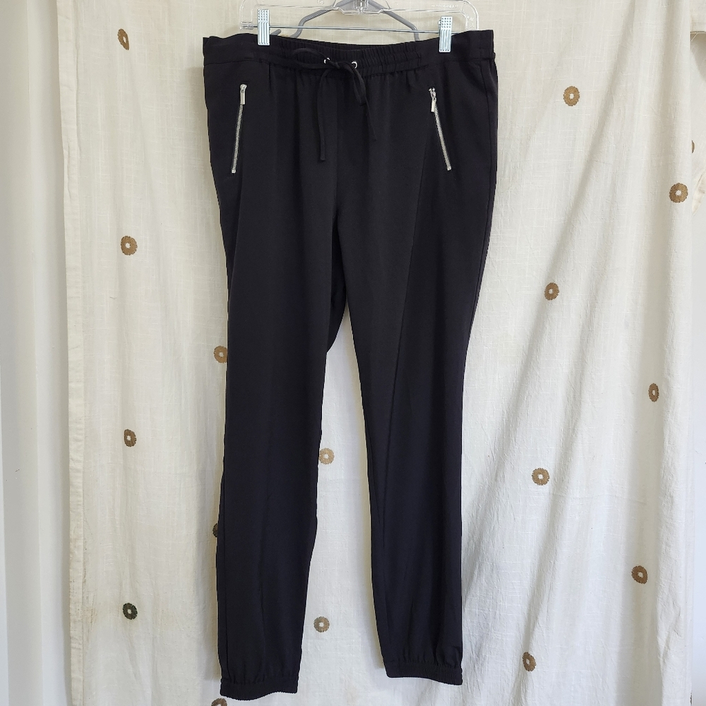 New York & Company Black Joggers Sleek Performance Sweatpants